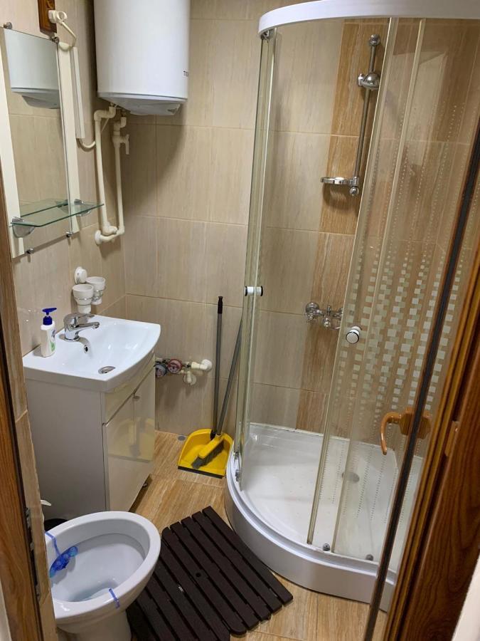 Apartment Darvys กาลาจิ ภายนอก รูปภาพ